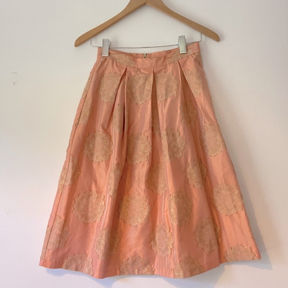TOPSHOP brocade skirt peach color with gold detail.  Size 2